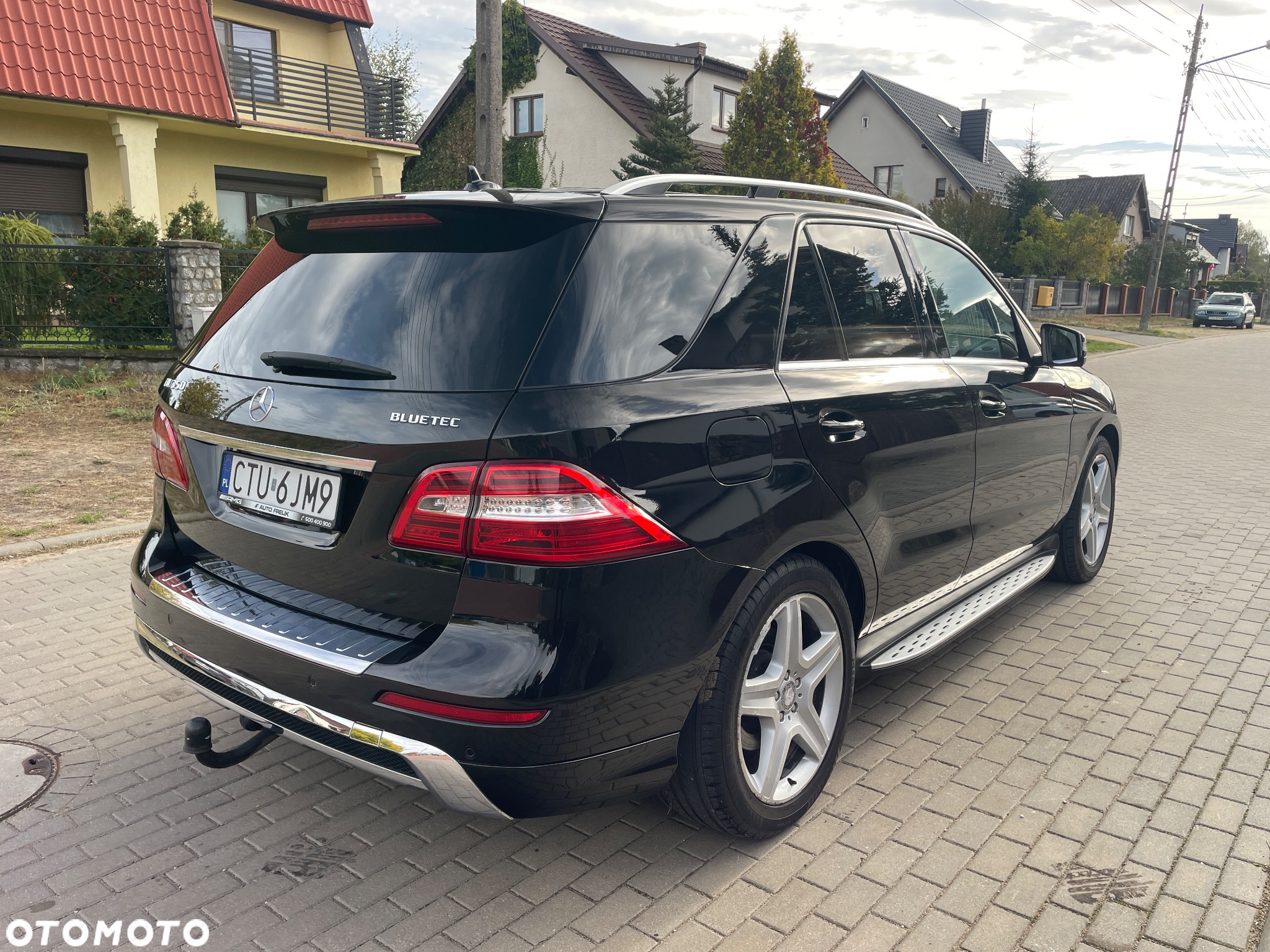 Mercedes-Benz ML 350 BlueTec 4-Matic - 3