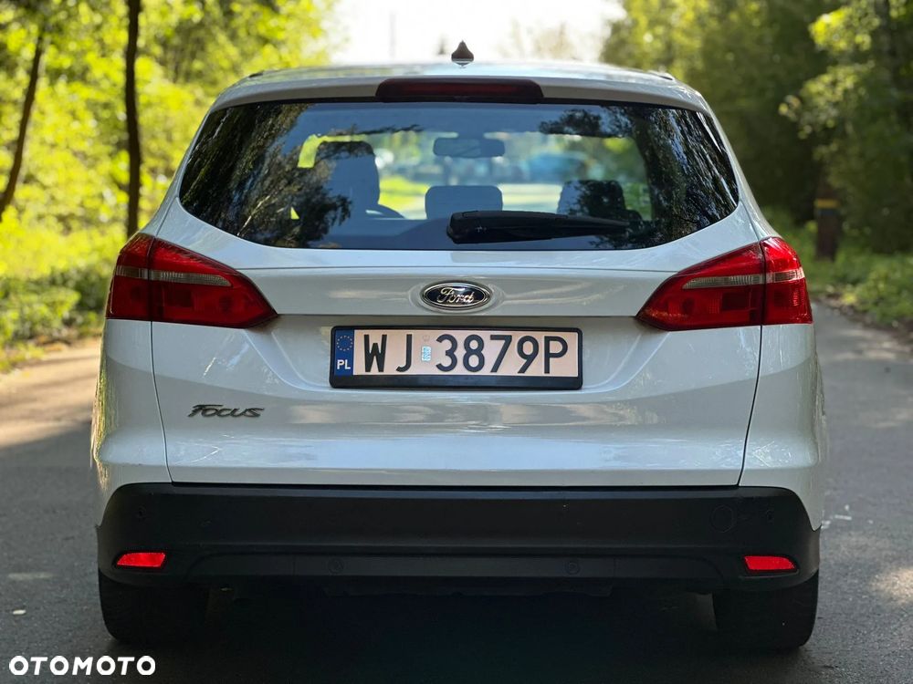 Ford Focus 1.5 TDCi ECOnetic 88g Start-Stopp-System Business - 4