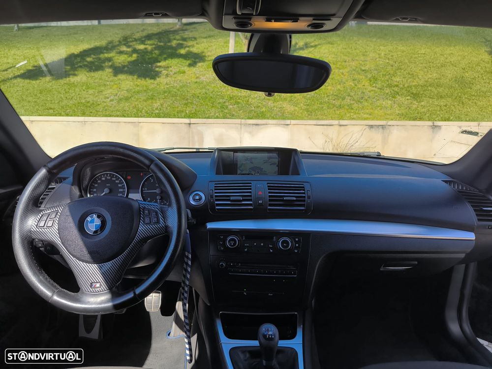 BMW 118 d Pack M - 9