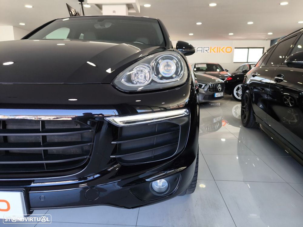 Porsche Cayenne S E-Hybrid - 7