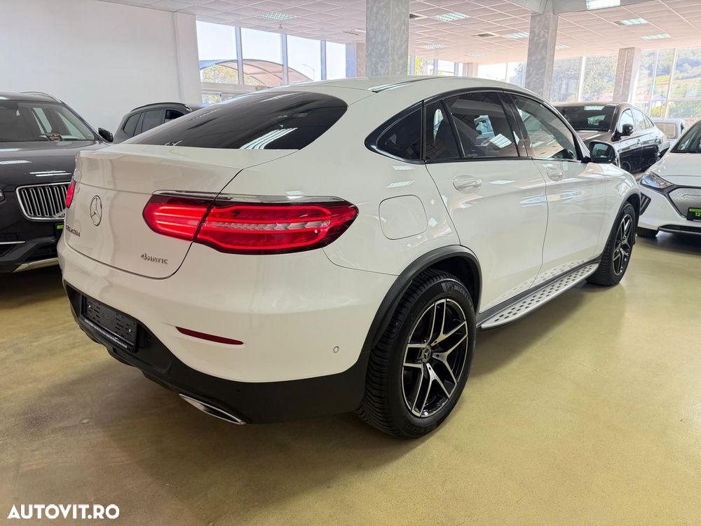 Mercedes-Benz GLC Coupe 250 d 4Matic 9G-TRONIC AMG Line - 9