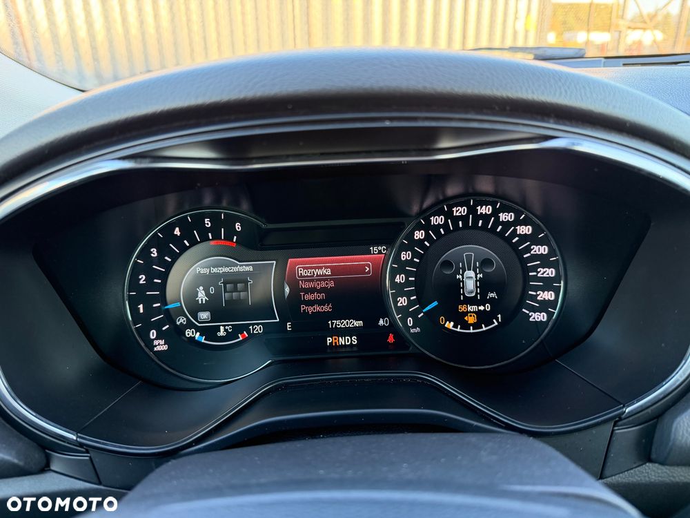 Ford Mondeo - 12