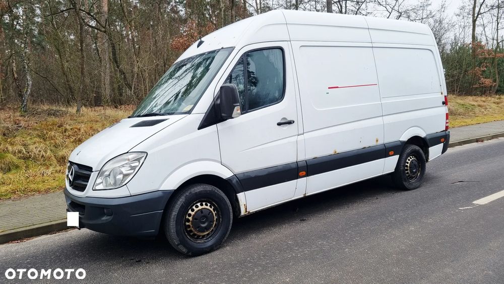 Mercedes-Benz Sprinter - 1