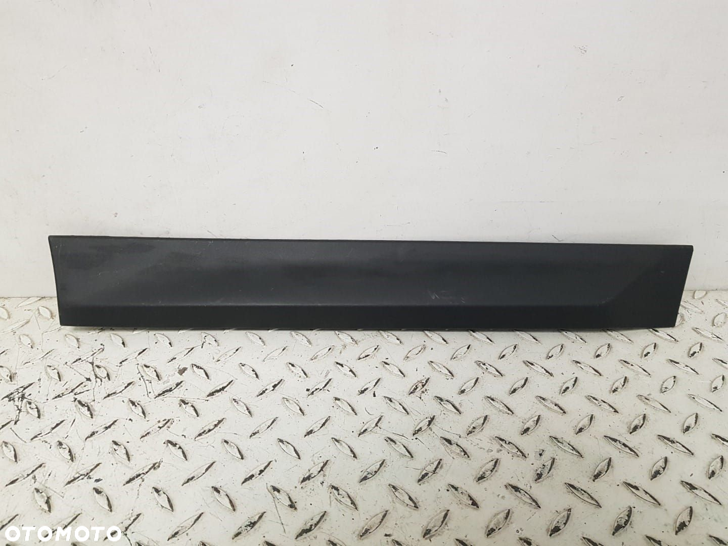 ŁADNA LISTWA DRZWI PRAWY TYŁ PRAWA TYLNA KIA XCEED X-CEED 19-25 87732-J7CA0 - 2