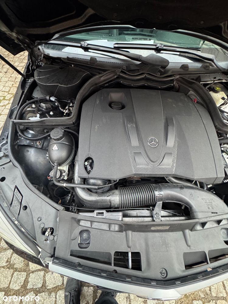 Mercedes-Benz Klasa C 220 CDI DPF Automatik BlueEFFICIENCY Avantgarde - 14