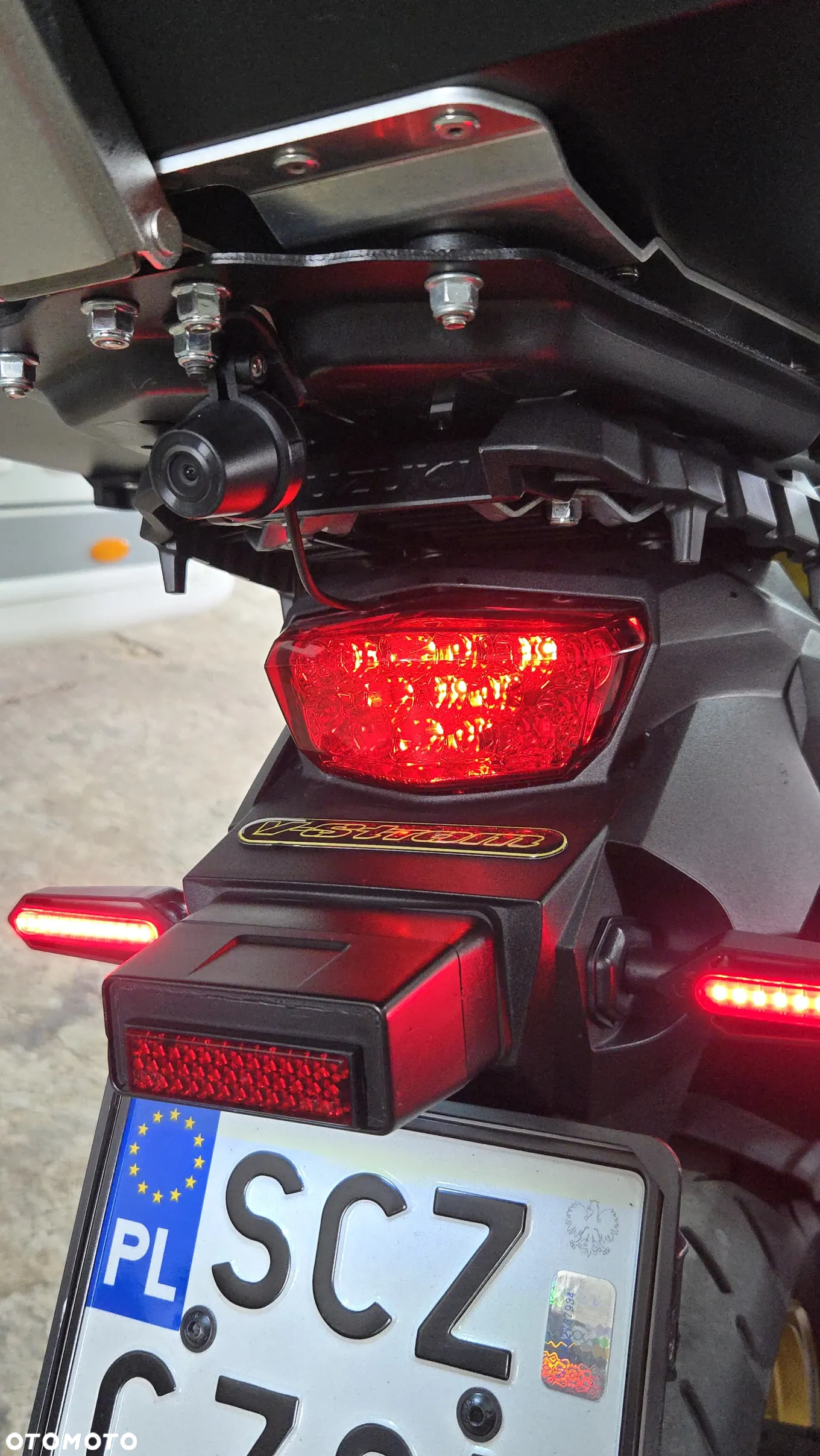 Suzuki V-STROM - 34