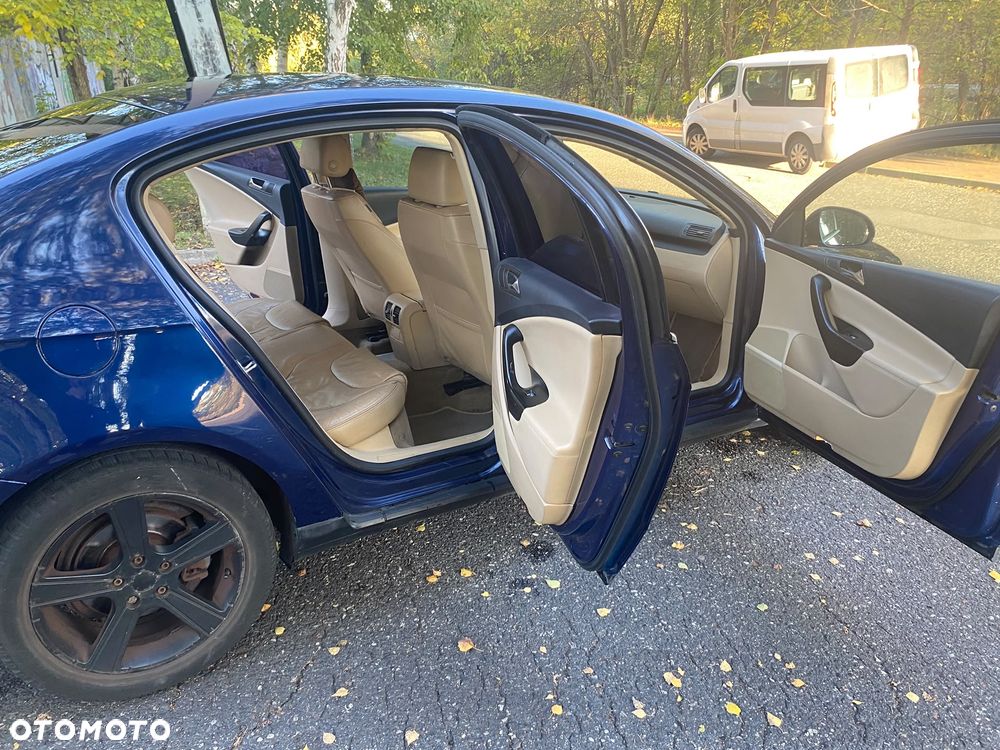 Volkswagen Passat - 10