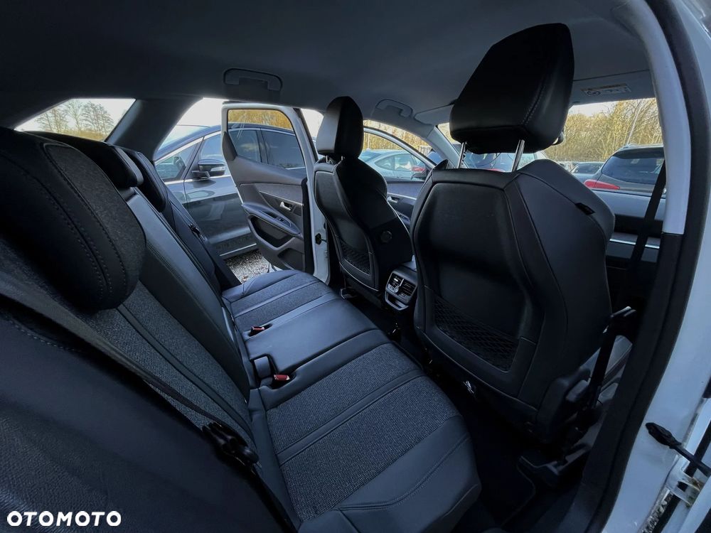 Peugeot 3008 1.5 BlueHDi Active S&S - 19