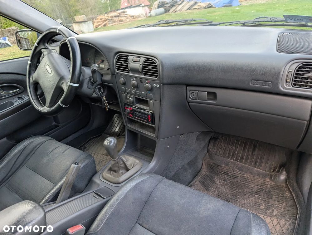 Volvo V40 - 18