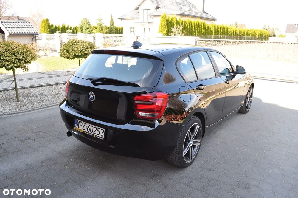 BMW Seria 1 118d Sport Line - 3