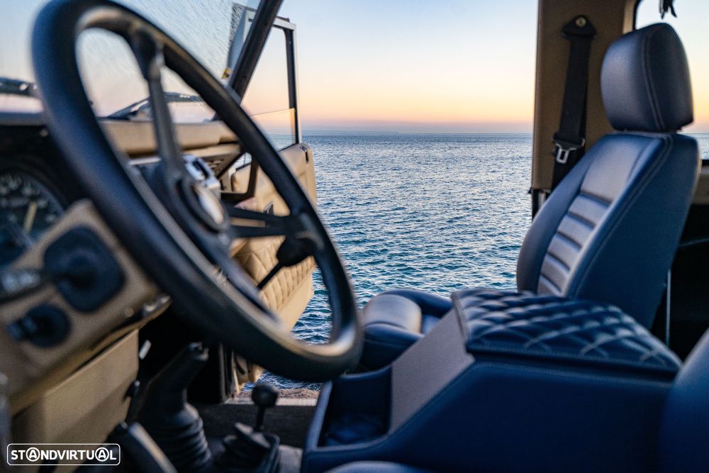 Land Rover Defender 90 2.5 TDi Metal Top - 20
