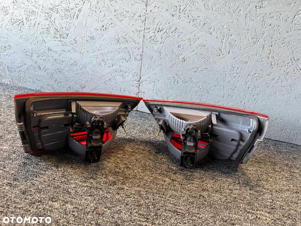 BMW X3 F25 Lampy klapy tył - 2