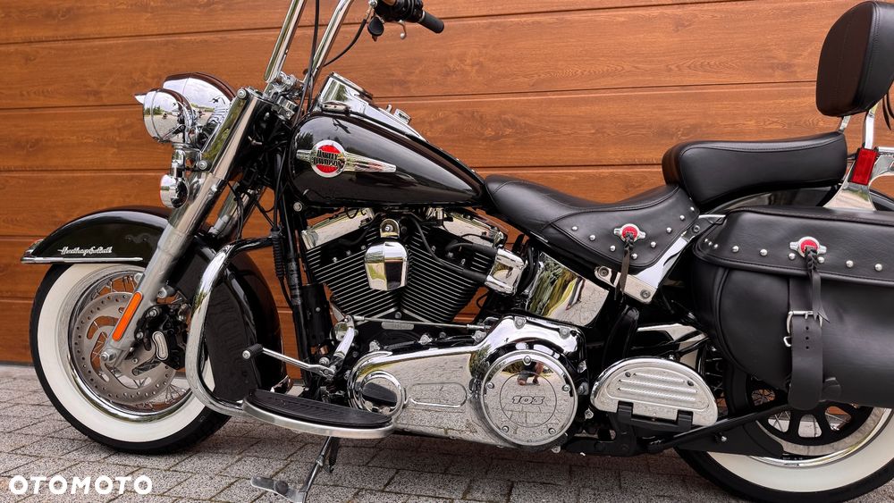 Harley-Davidson Softail Heritage Classic - 17