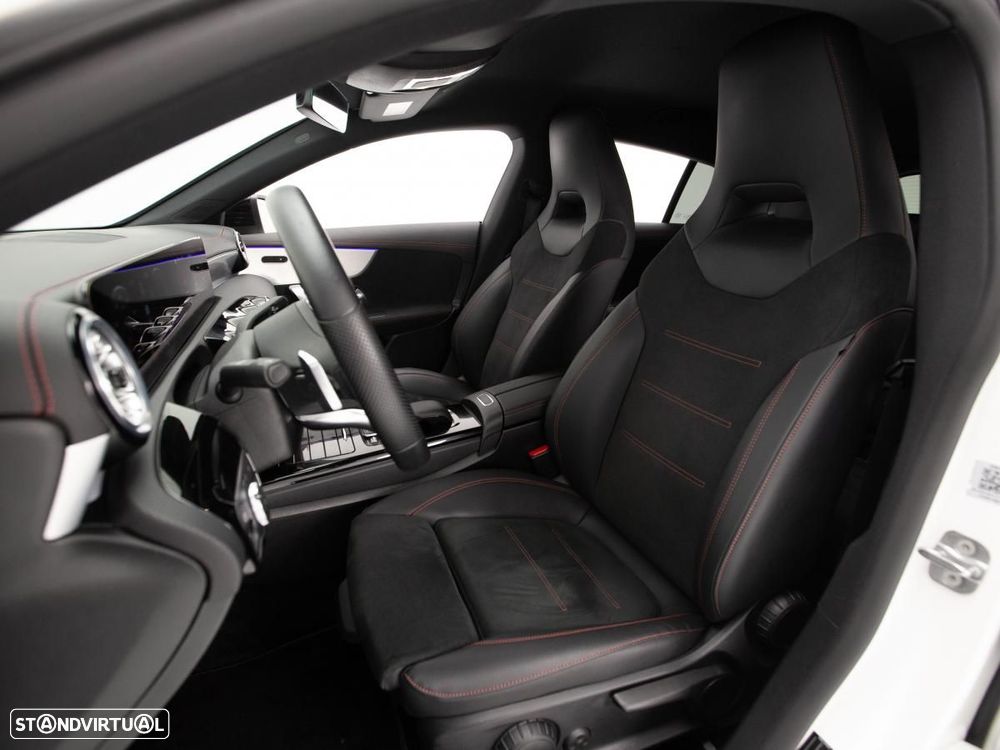 Mercedes-Benz CLA 250 e Shooting Brake AMG Line - 8