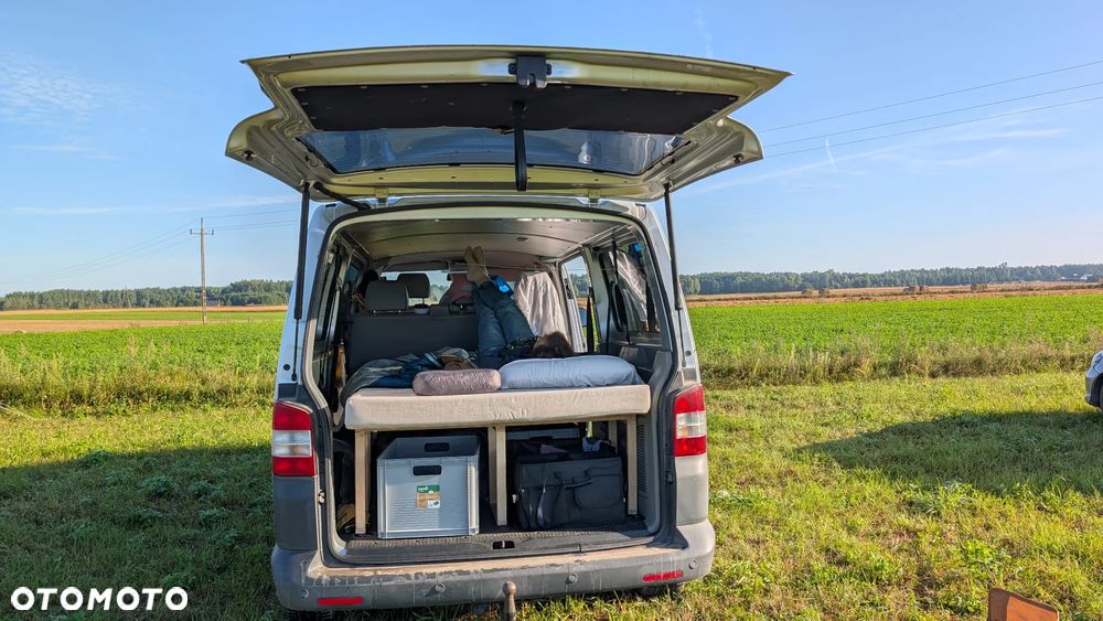 Volkswagen Transporter L2H1 - 12