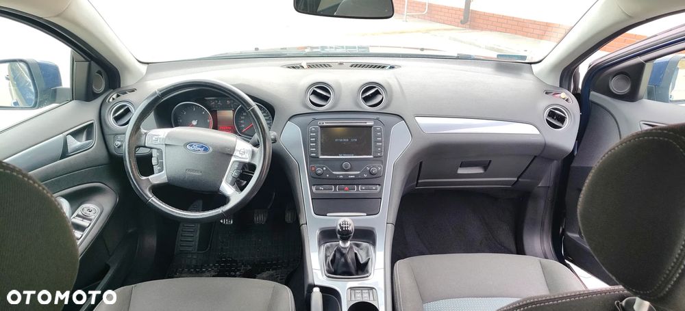 Ford Mondeo 2.0 TDCi Business Edition - 19
