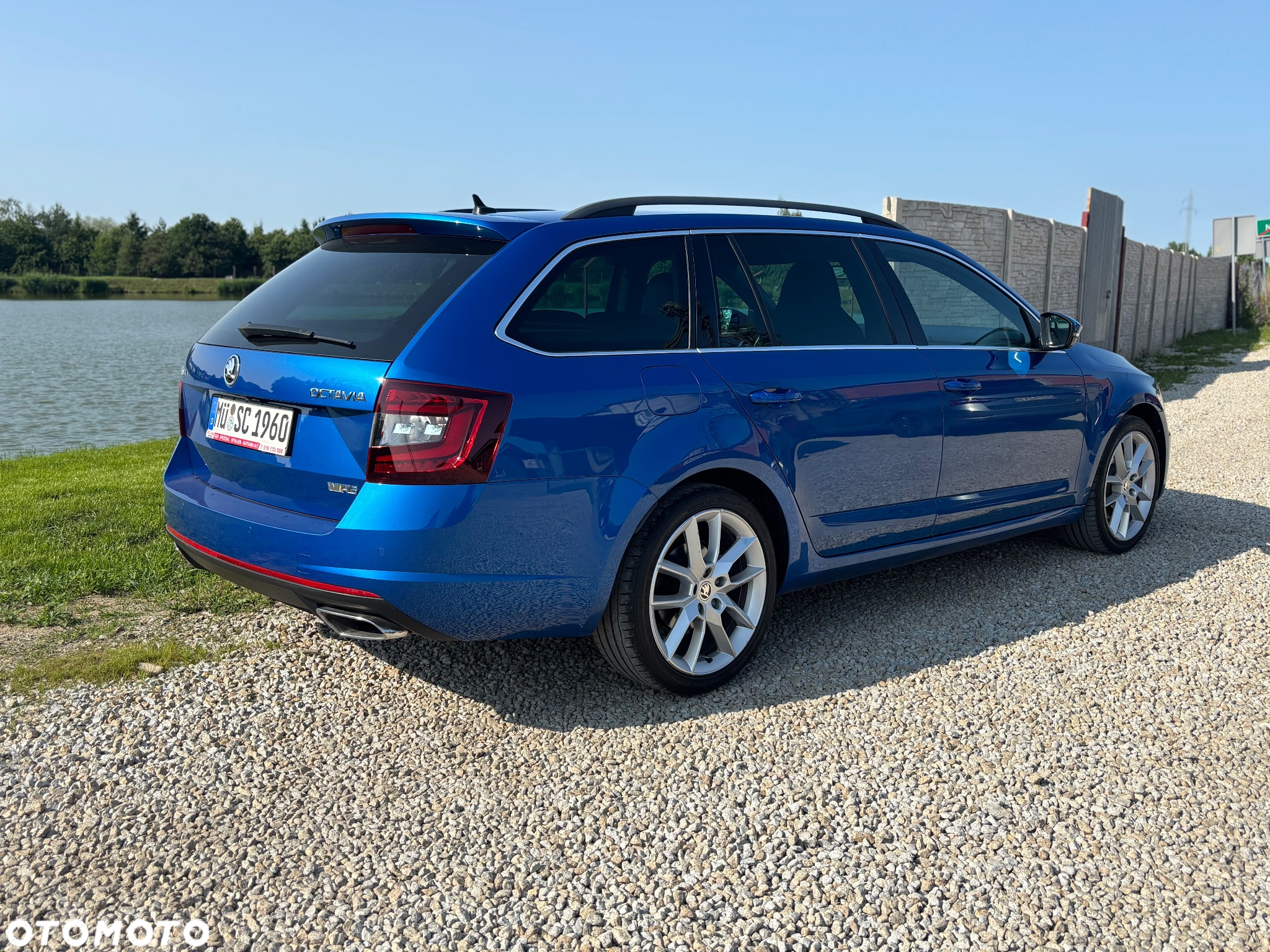 Skoda Octavia Combi 2.0 TDI RS - 5
