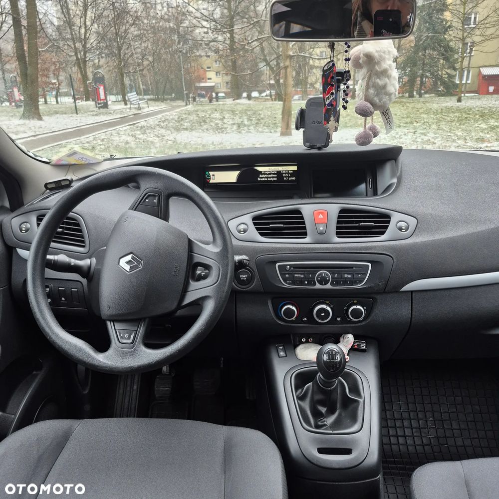 Renault Scenic 1.6 16V 110 TomTom Edition - 4