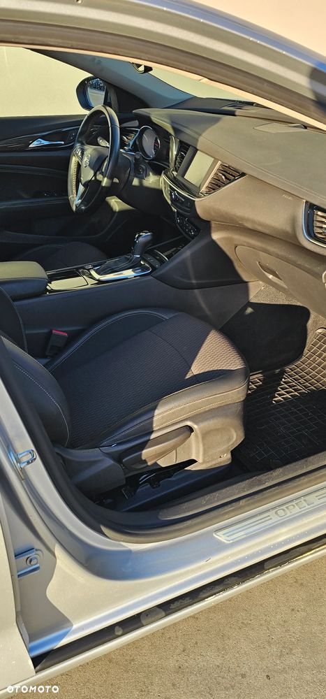 Opel Insignia 1.5 T Innovation S&S - 10