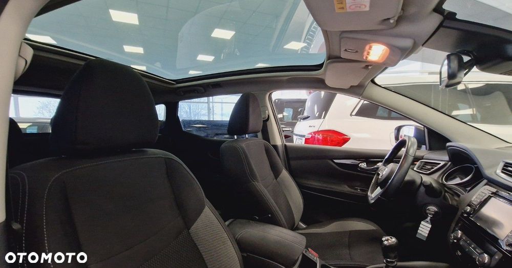 Nissan Qashqai 1.6 DIG-T Tekna - 16