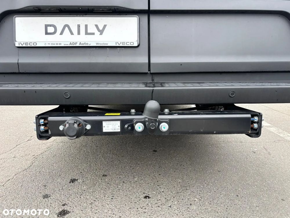 Iveco Daily 35S21HA8 V - 12