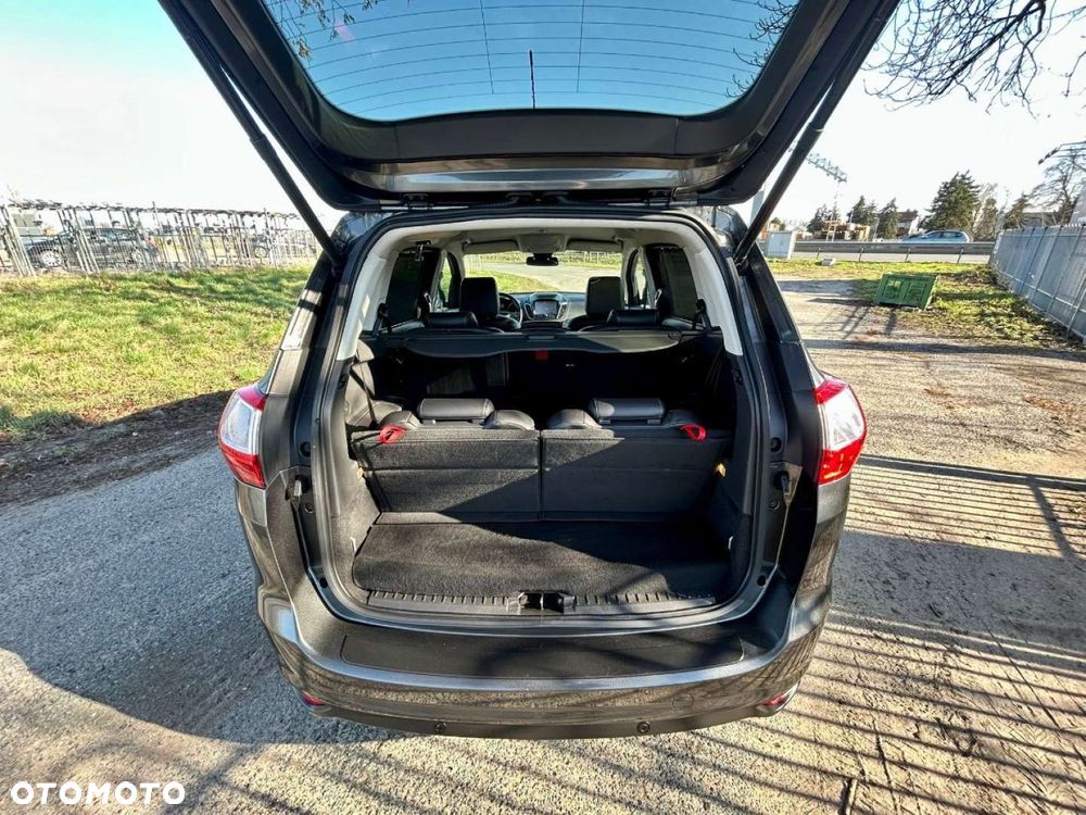 Ford Grand C-MAX - 18