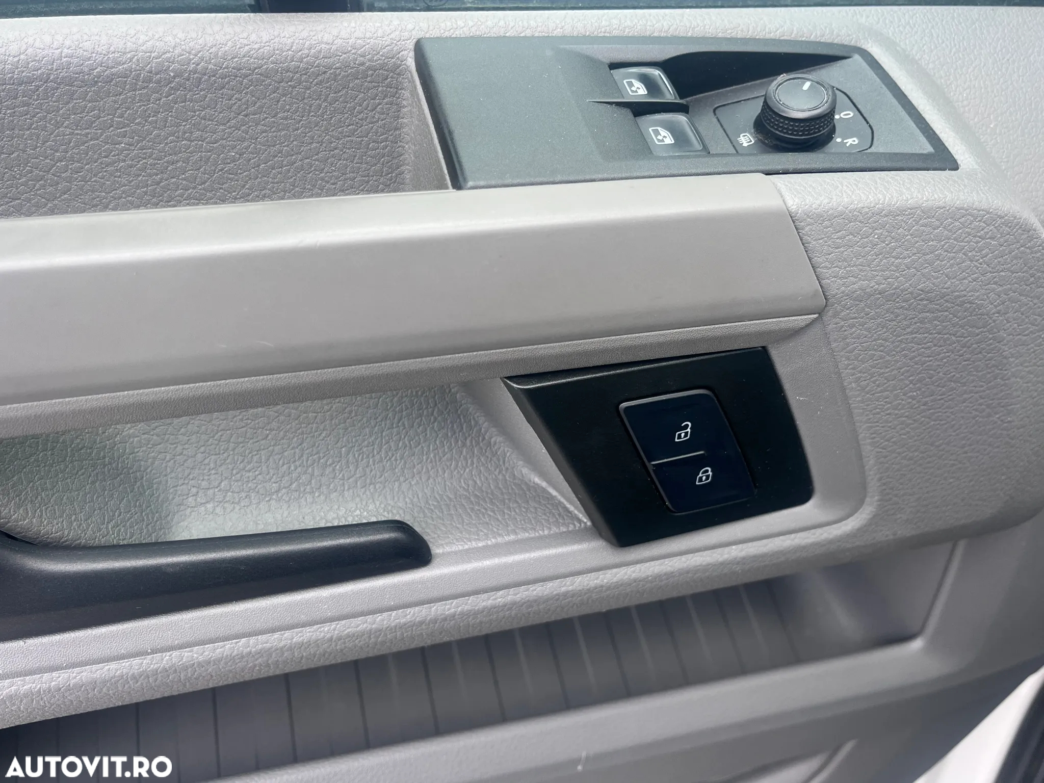 Volkswagen CRAFTER - 11