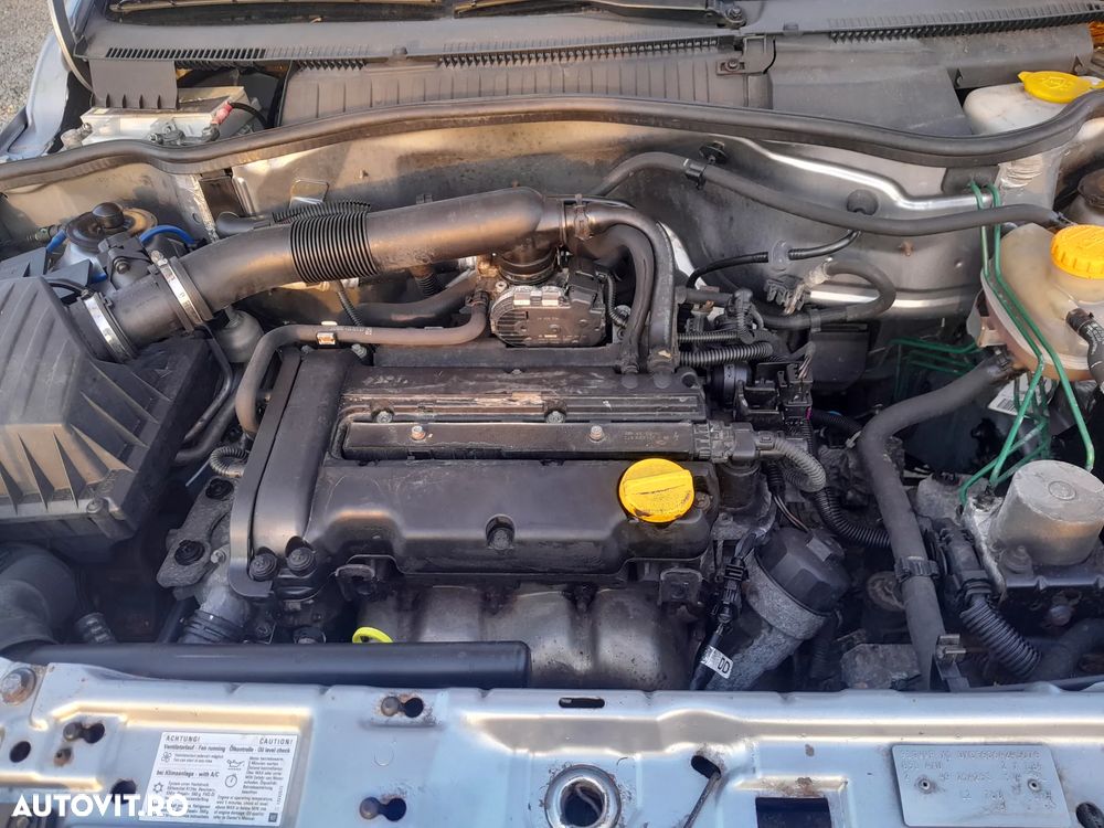 Opel Corsa - 8