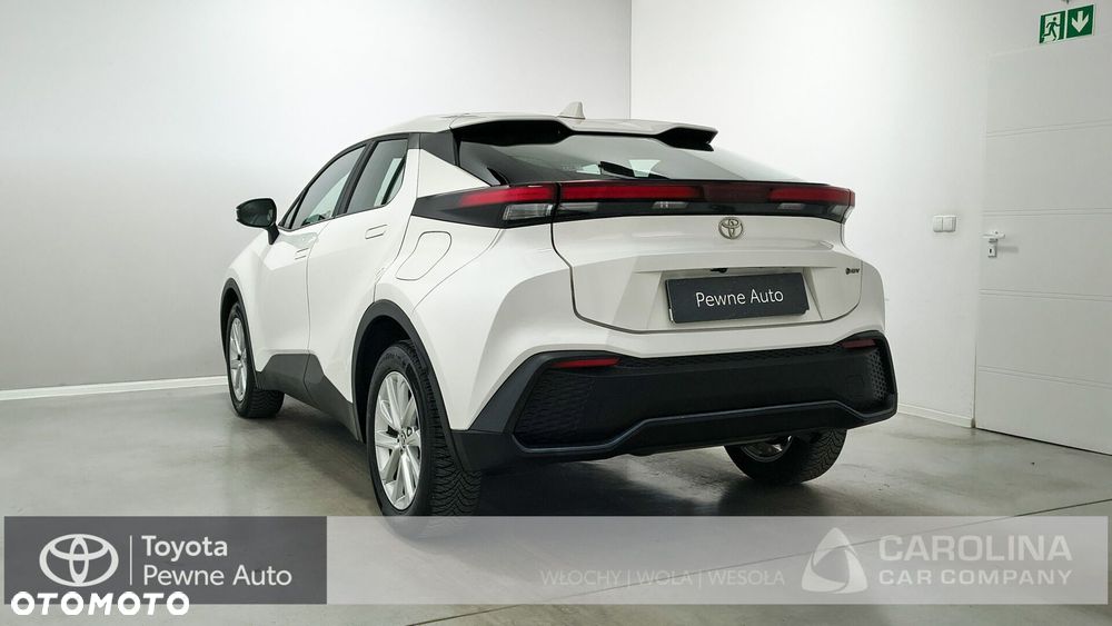 Toyota C-Hr 2024 photo 2