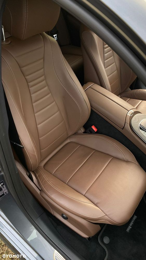 Mercedes-Benz Klasa E 220 d 9G-TRONIC - 3