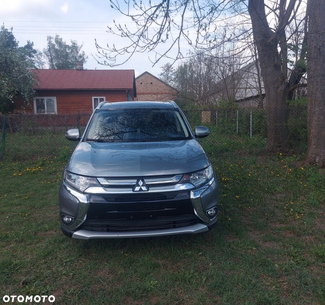 Mitsubishi Outlander 2.2 DI-D 4WD Automatik Diamant Edition - 5