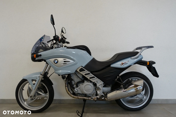 BMW F