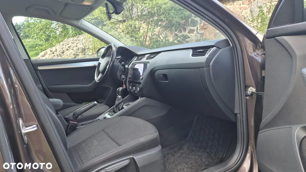 Skoda Octavia 1.4 TSI Ambition - 16