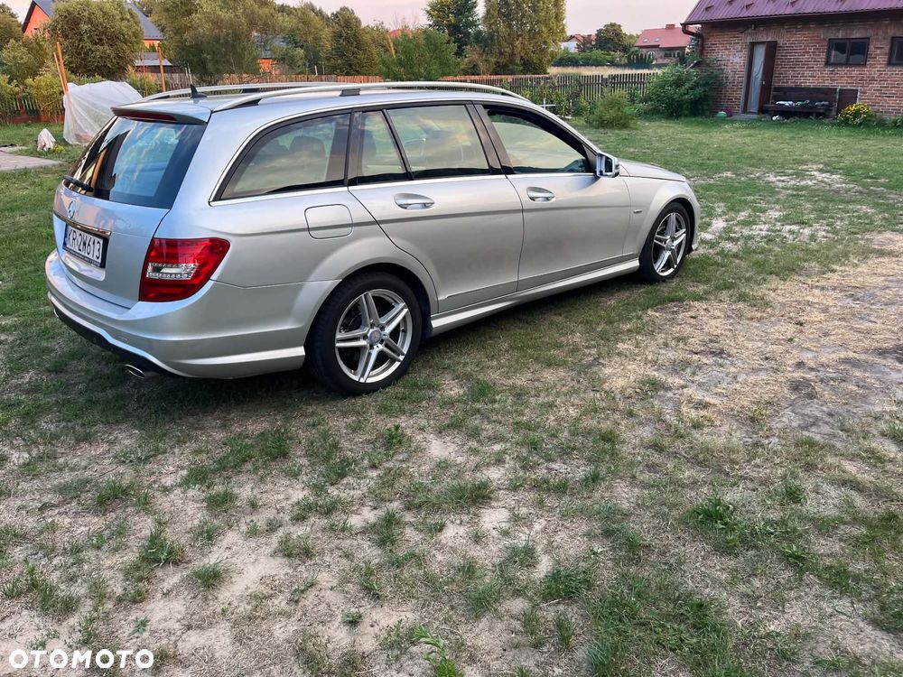 Mercedes-Benz Klasa C 300 CDI 4Matic 7G-TRONIC Avantgarde Edition - 3