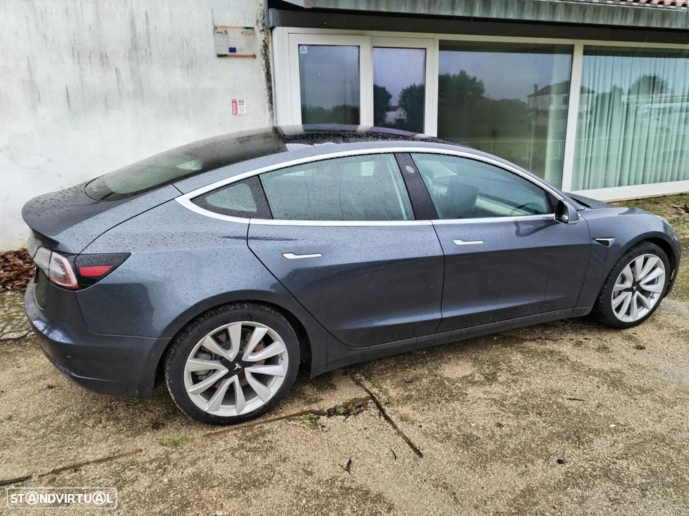 Tesla Model 3 Long-Range Dual Motor AWD - 8
