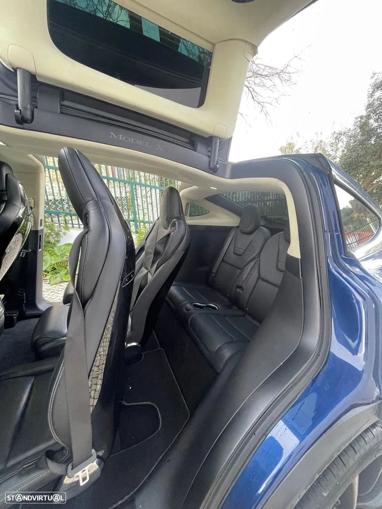 Tesla Model X 90D AWD - 7