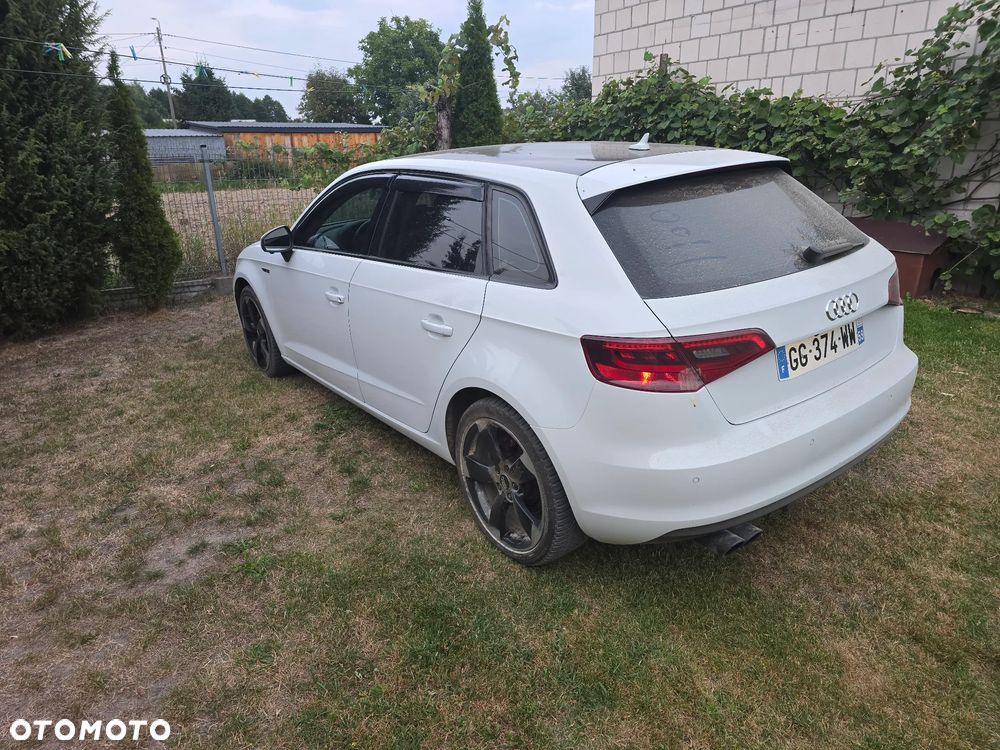 Audi A3 Sportback - 3