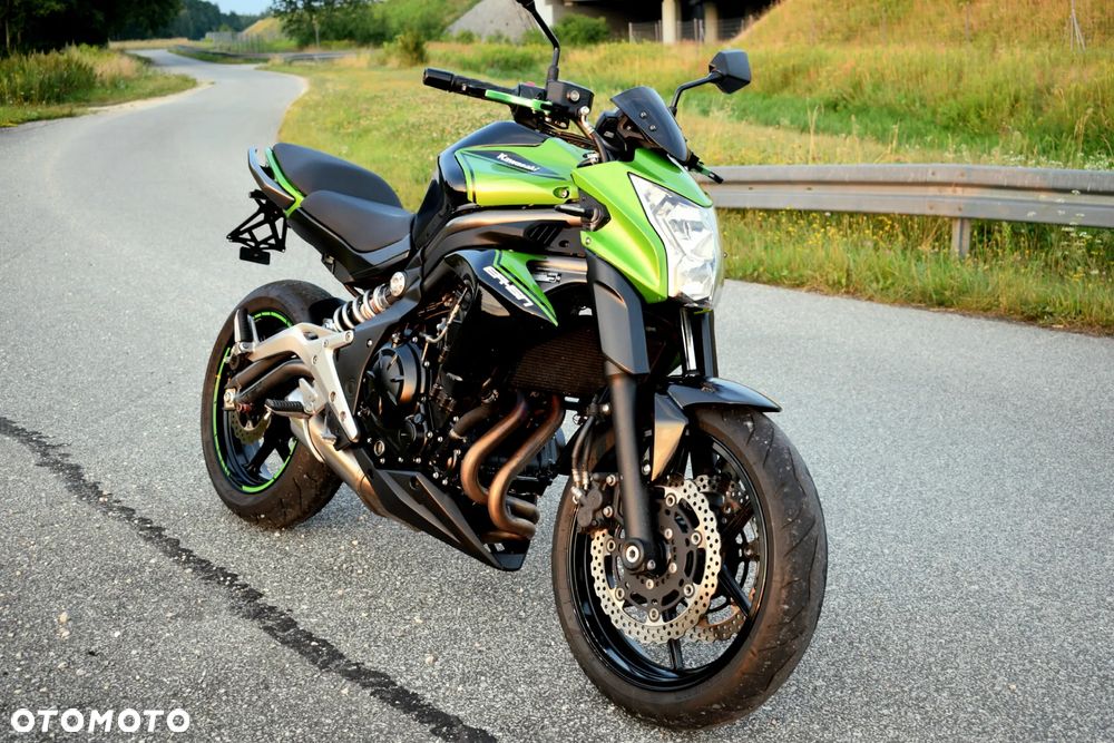 Kawasaki ER - 2