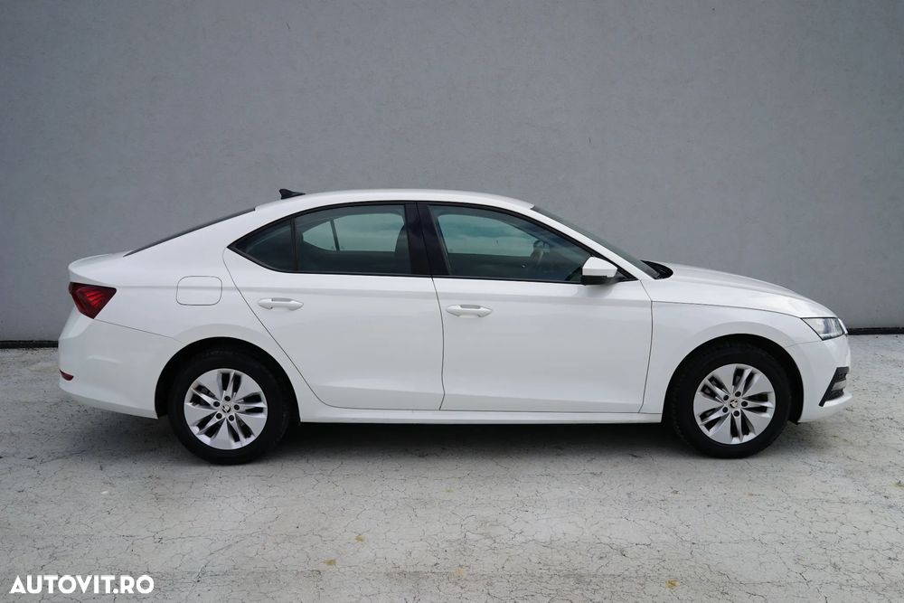 Skoda Octavia 2.0 TDI DSG Ambition - 7
