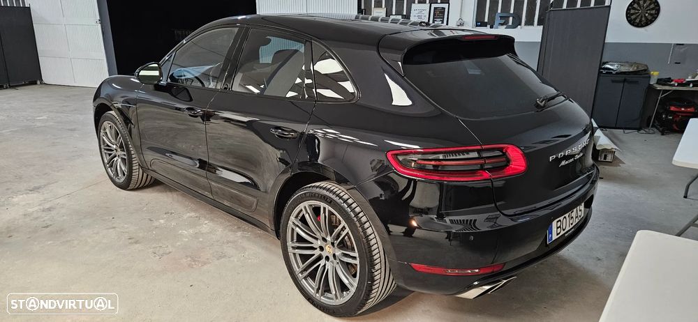 Porsche Macan Turbo PDK - 1