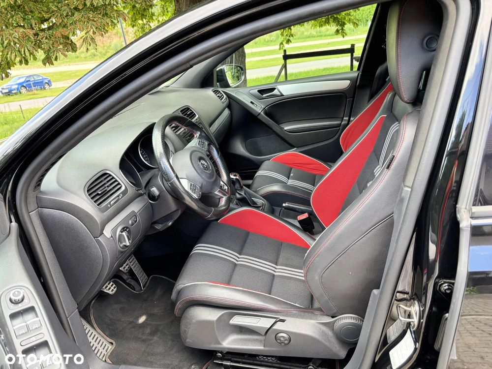Volkswagen Golf VI 2.0 TSI GTI - 5
