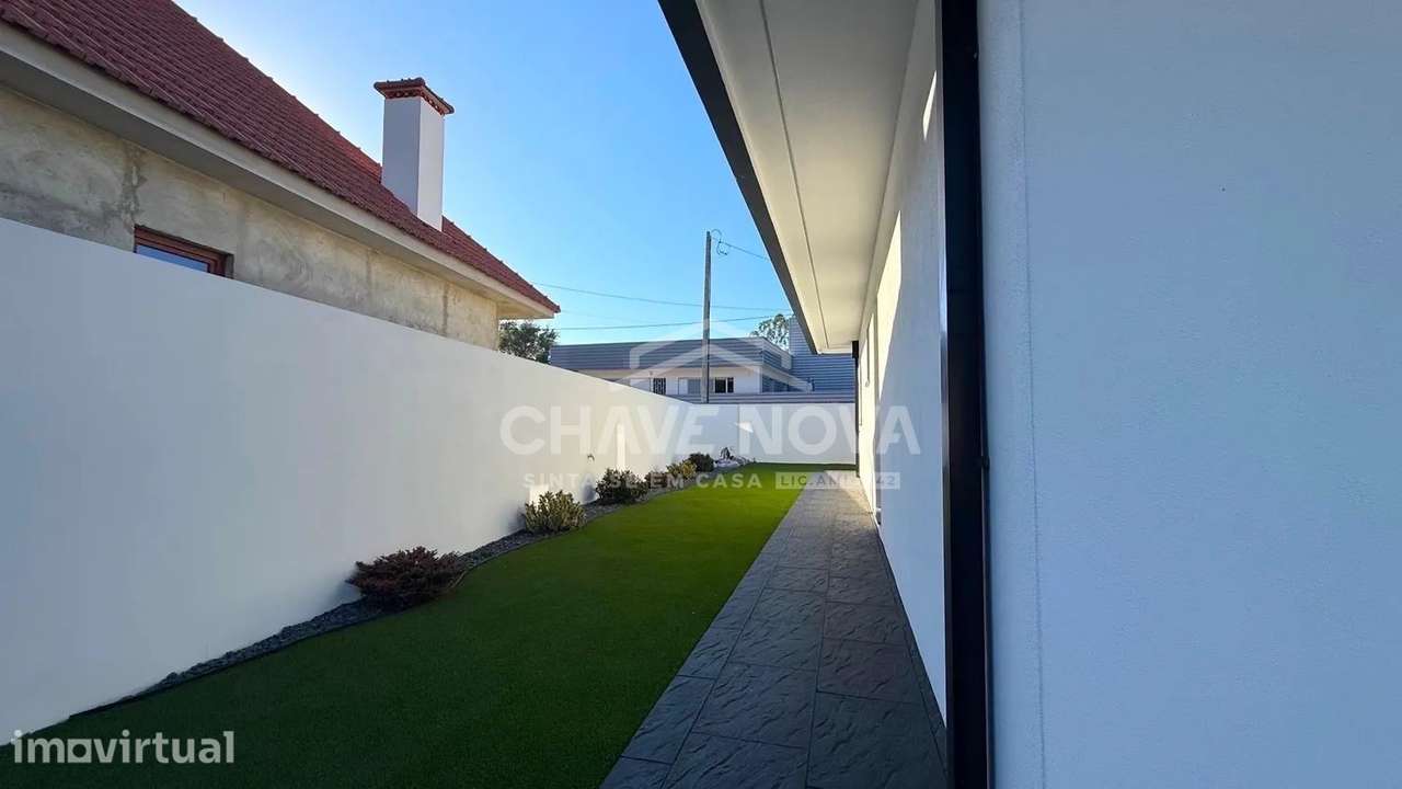 Moradia T3 Térrea com Piscina e Jardim | São João de Ver - S.M.Feira - Grande imagem: 3/19