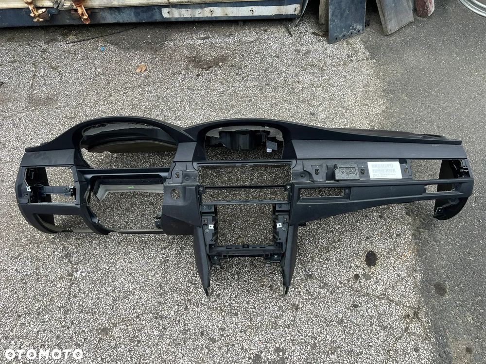 BMW E60 KONSOLA DESKA ROZDZIELCZA