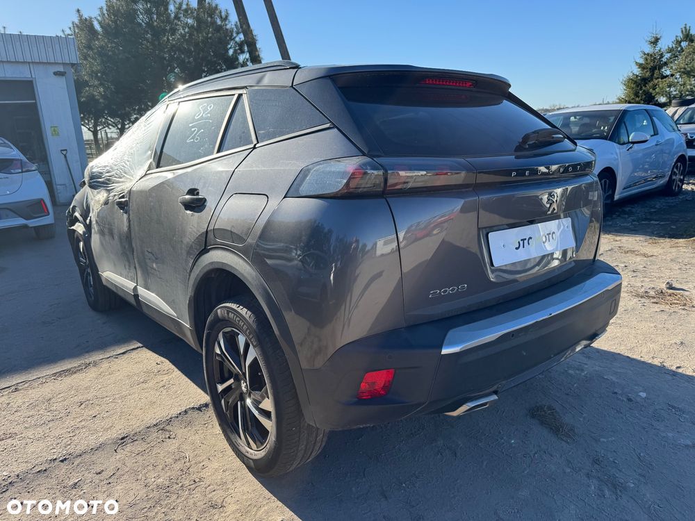 Peugeot 2008 - 3