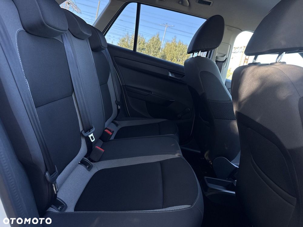 Skoda Fabia 1.0 TSI Ambition DSG - 28