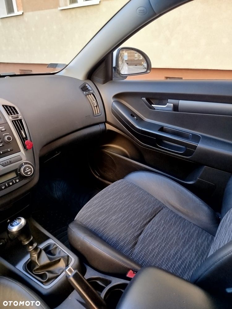 Kia Ceed 1.6 CVVT EX - 11