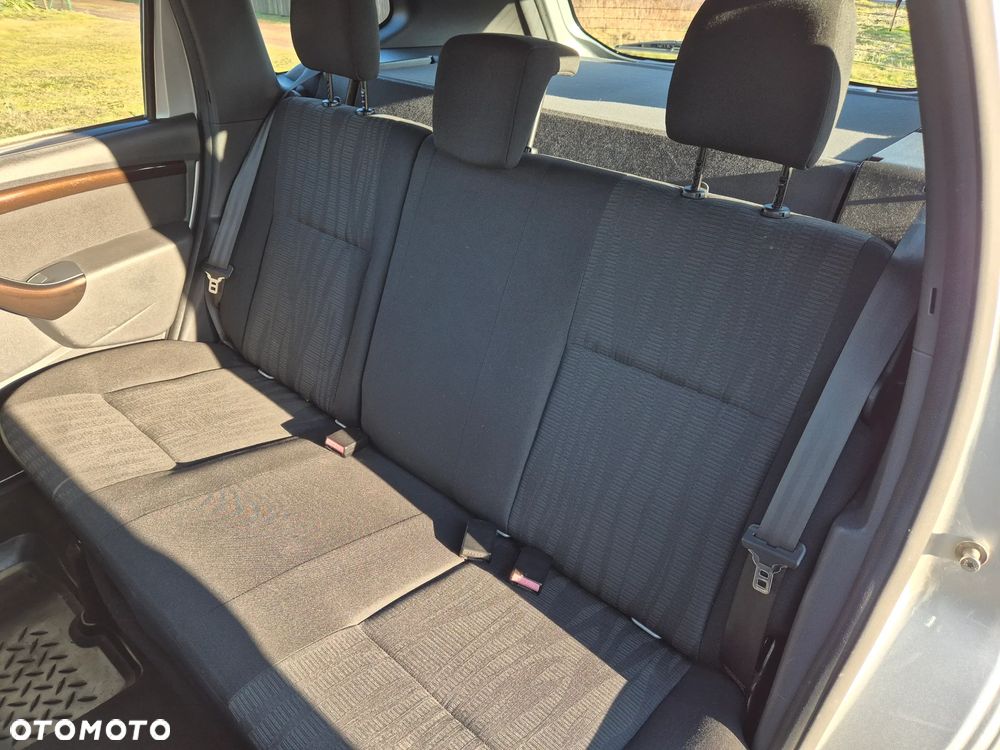 Dacia Duster 1.6 Laureate - 12