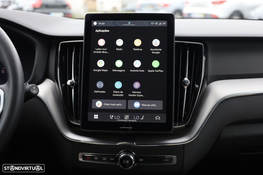 Volvo XC 60 2.0 T6 PHEV Core AWD - 22