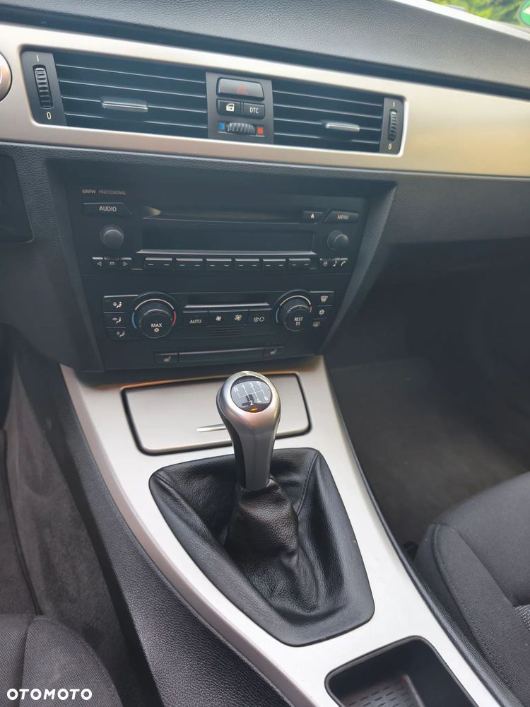 BMW Seria 3 - 13