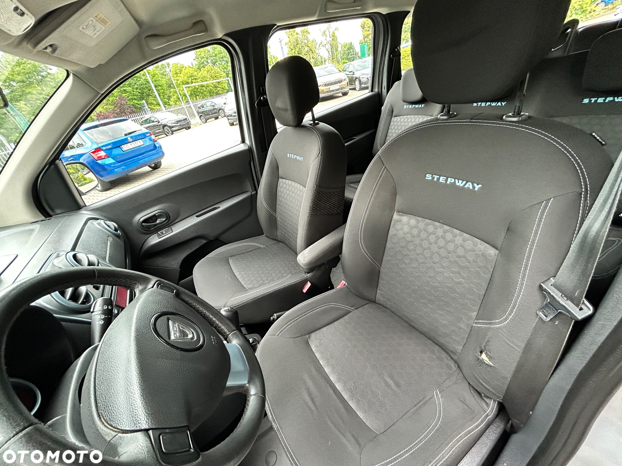 Dacia Lodgy 1.2 TCe Stepway - 9